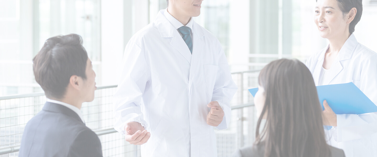 医院の先生と営業マン